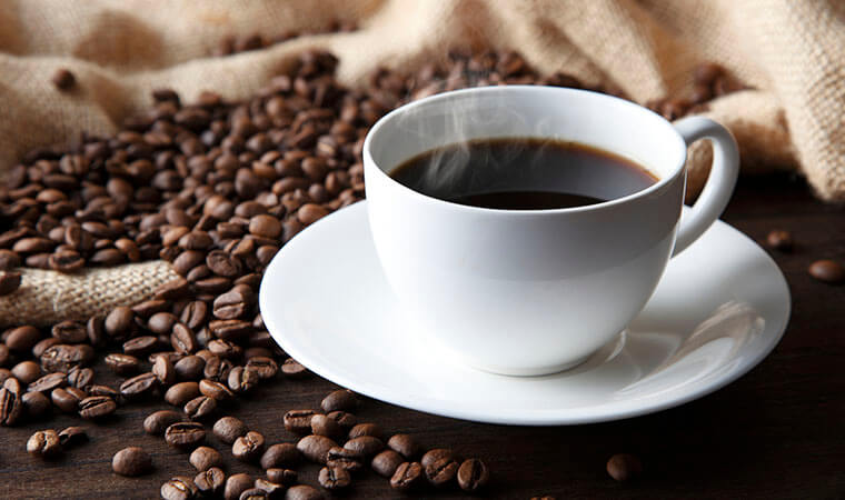 コーヒーは一日何杯までOK？飲んでもいい量と健康効果を解説 ｜ からだにいいこと
