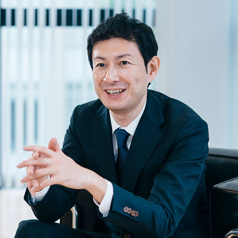 いきいきと仕事をする男性