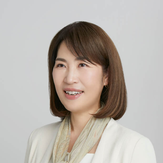小川真里子さん