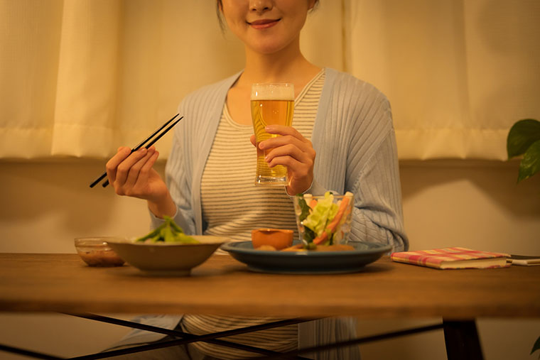 飲酒、食事