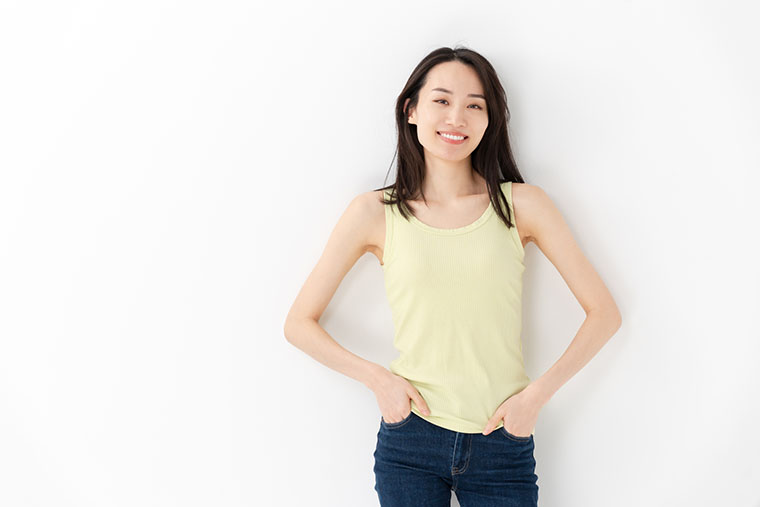 骨格ナチュラルな女性