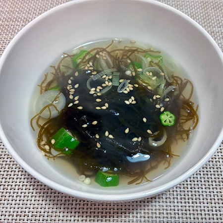 もずくスープ
