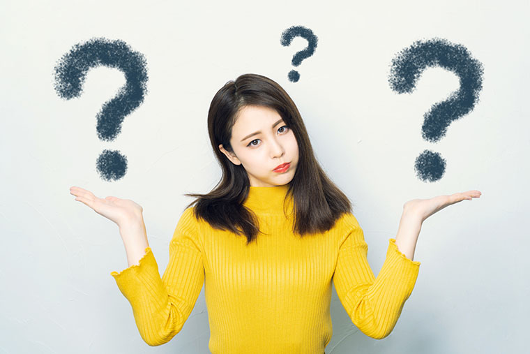 女性と疑問符