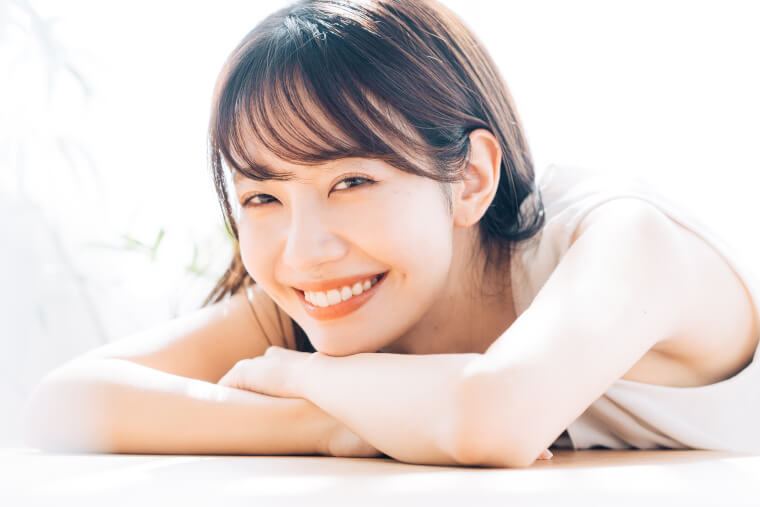 笑顔の女性