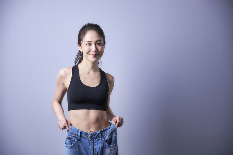 アスリート体型の女性