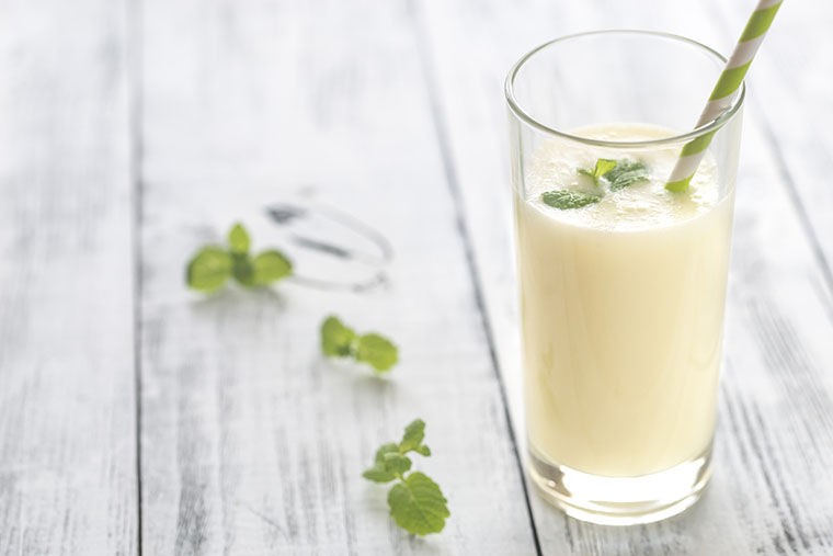 リンゴ酢のヨーグルトスムージー