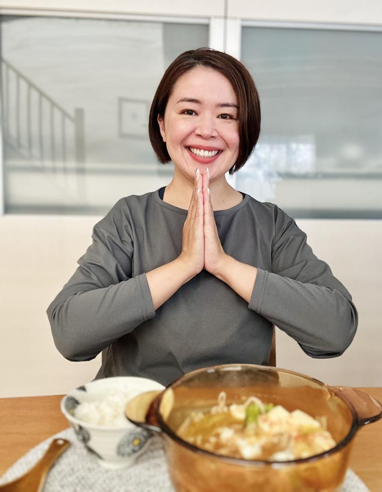 ねこくらりえさんいただきますシーン