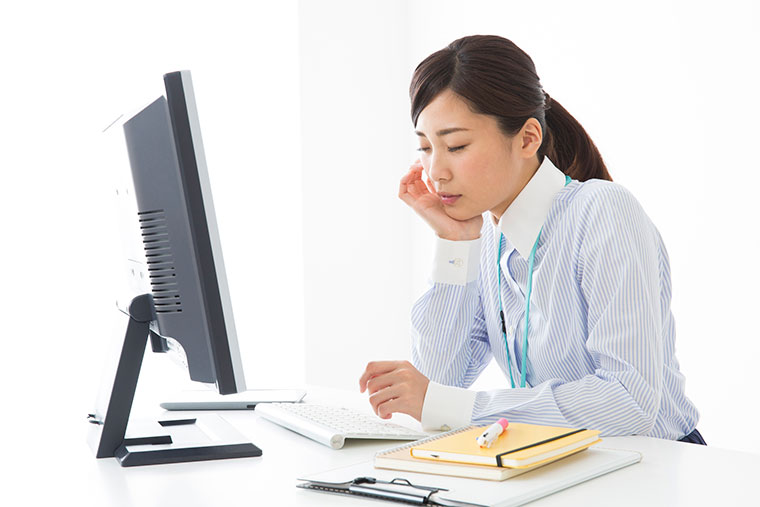 仕事のやる気がでない女性