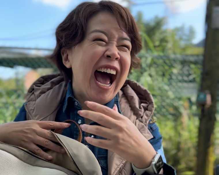 笑うねこくらさん